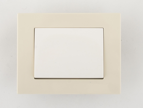 Włącznik pojedyczny z podświetleniem biały Vilma (5).jpg