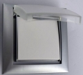 Ramka jednokrotna plastikowa srebrna bryzgoszczelna IP44 Seria Corner DPM 07.jpg